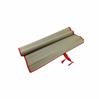 घास से बुनी चटाई